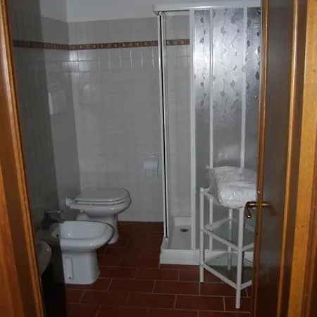 Apartment Schoene Wohnung Mit Garten In Cecina