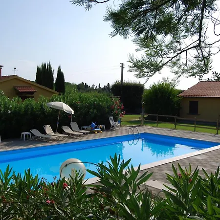 Apartment Schoene Wohnung Mit Garten In Cecina *