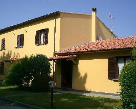 Apartment Schoene Wohnung Mit Garten In Cecina